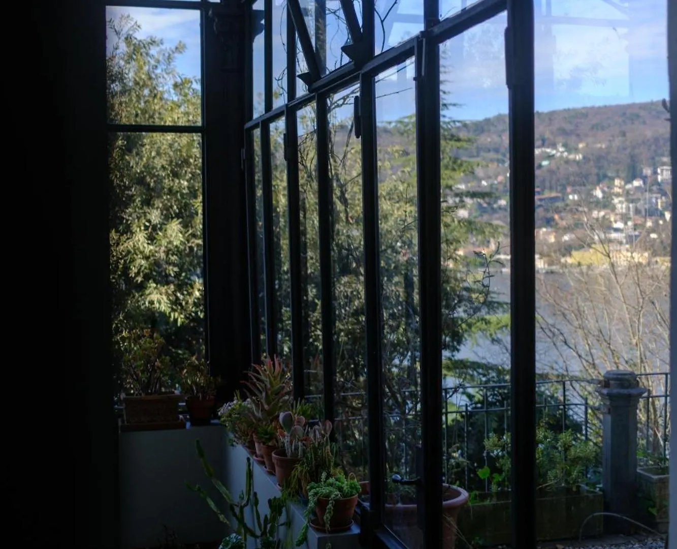 Apartment Veranda Lake View Como Italy